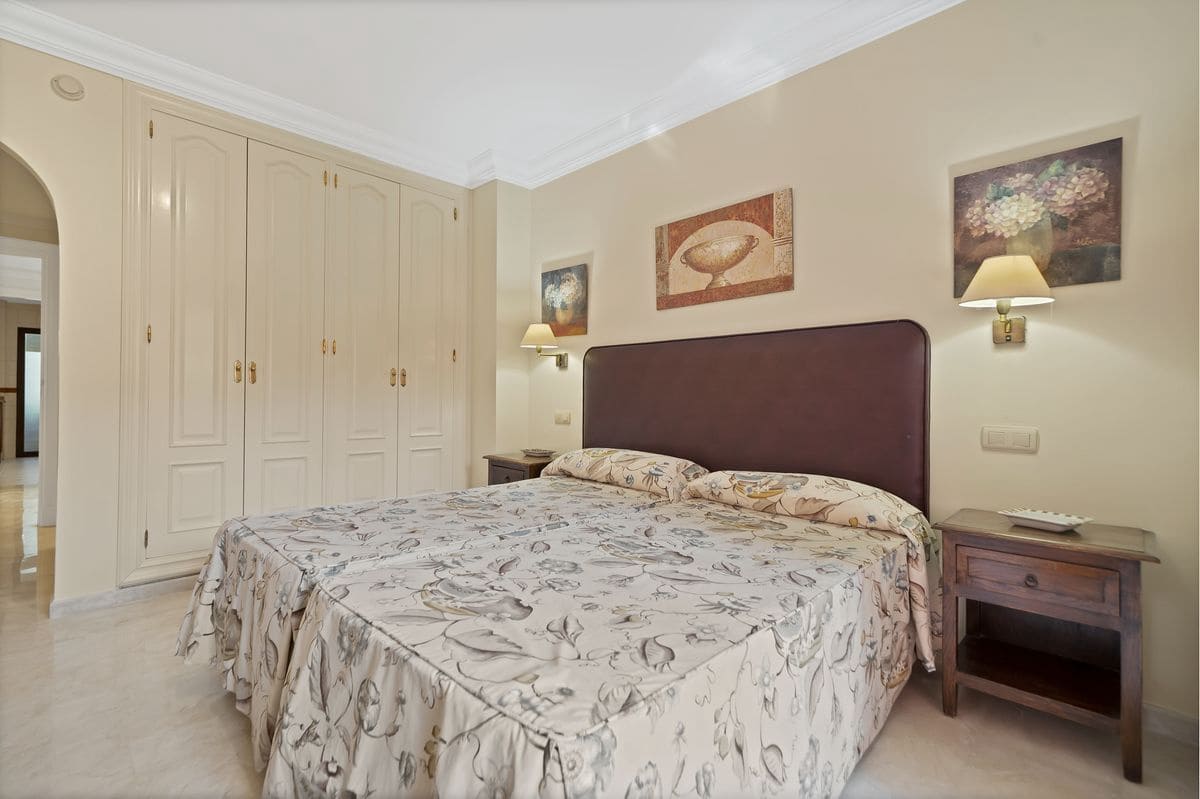 2 quarto Apartamento para venda em Marbella com piscina garagem - 825 000 € (Ref: 10145744)