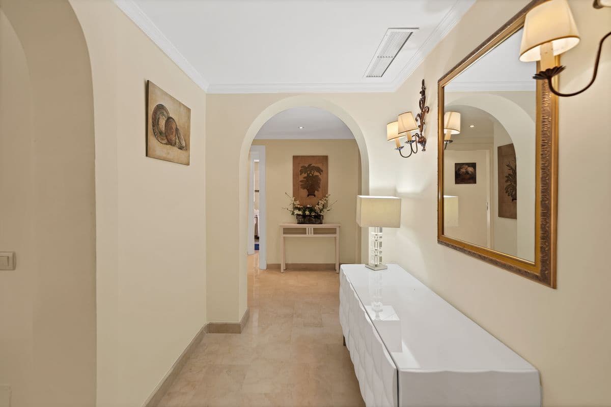 2 quarto Apartamento para venda em Marbella com piscina garagem - 825 000 € (Ref: 10145744)