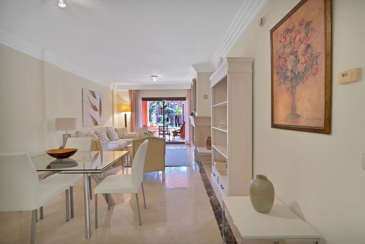 2 quarto Apartamento para venda em Marbella com piscina garagem - 825 000 € (Ref: 10145744)