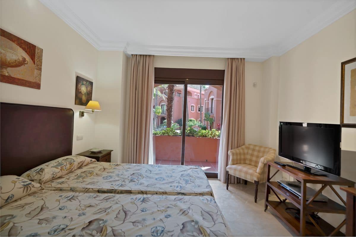 2 quarto Apartamento para venda em Marbella com piscina garagem - 825 000 € (Ref: 10145744)