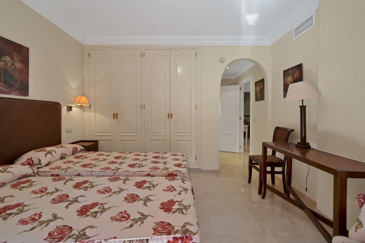 2 quarto Apartamento para venda em Marbella com piscina garagem - 825 000 € (Ref: 10145744)