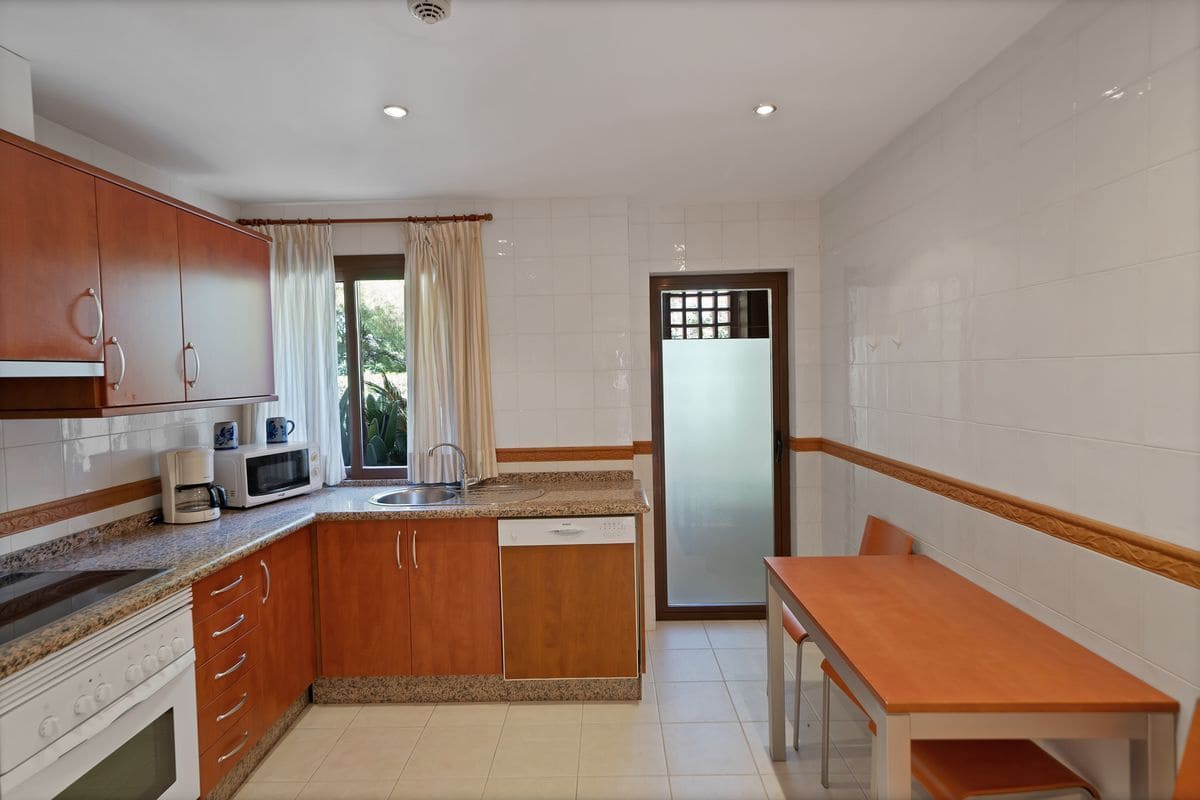 2 quarto Apartamento para venda em Marbella com piscina garagem - 825 000 € (Ref: 10145744)