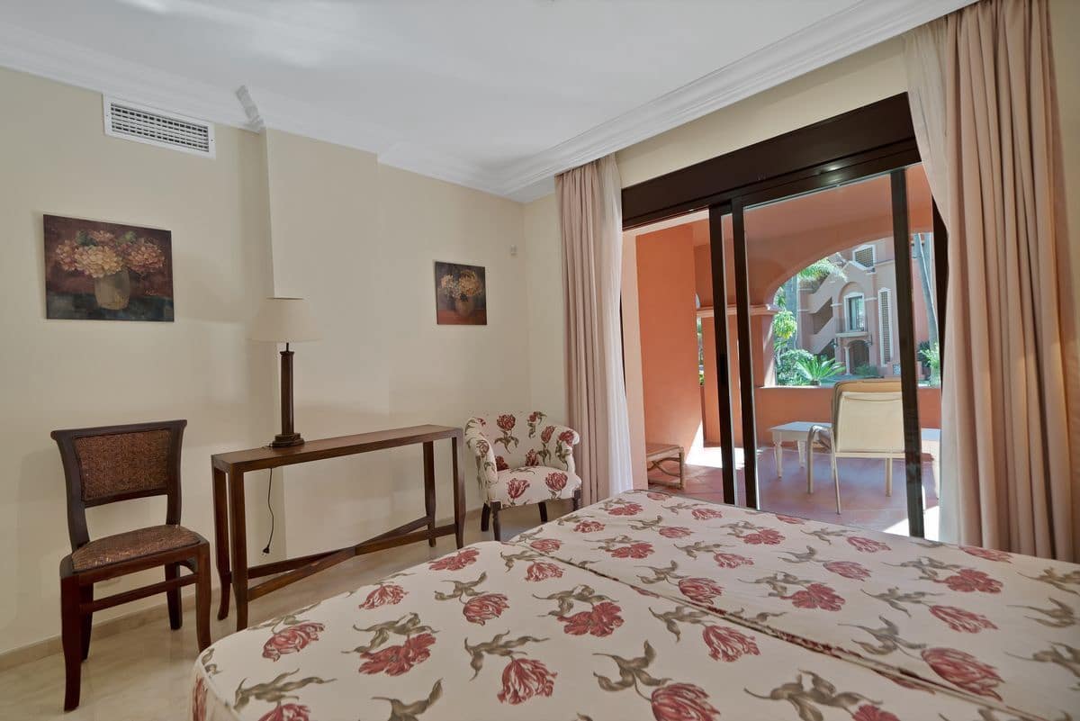 2 quarto Apartamento para venda em Marbella com piscina garagem - 825 000 € (Ref: 10145744)