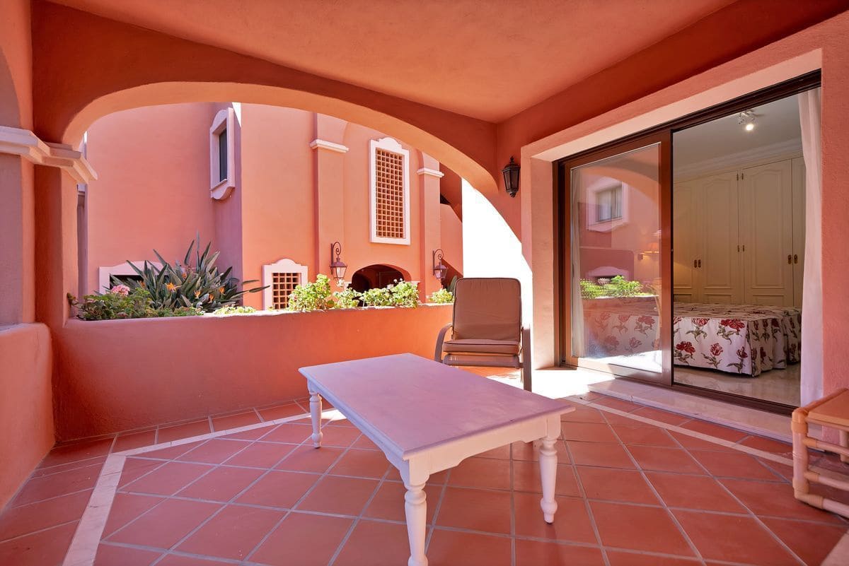 2 quarto Apartamento para venda em Marbella com piscina garagem - 825 000 € (Ref: 10145744)