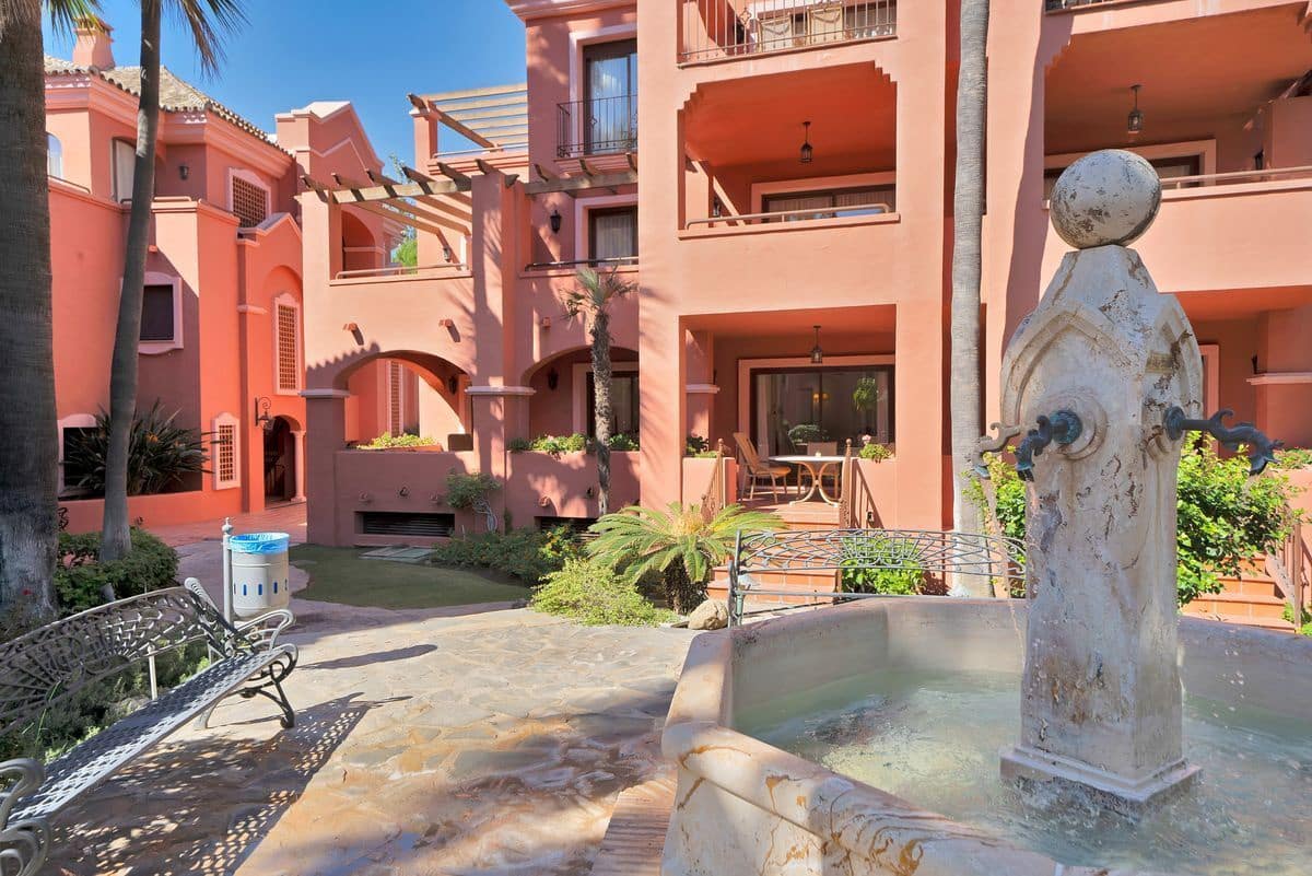 2 quarto Apartamento para venda em Marbella com piscina garagem - 825 000 € (Ref: 10145744)