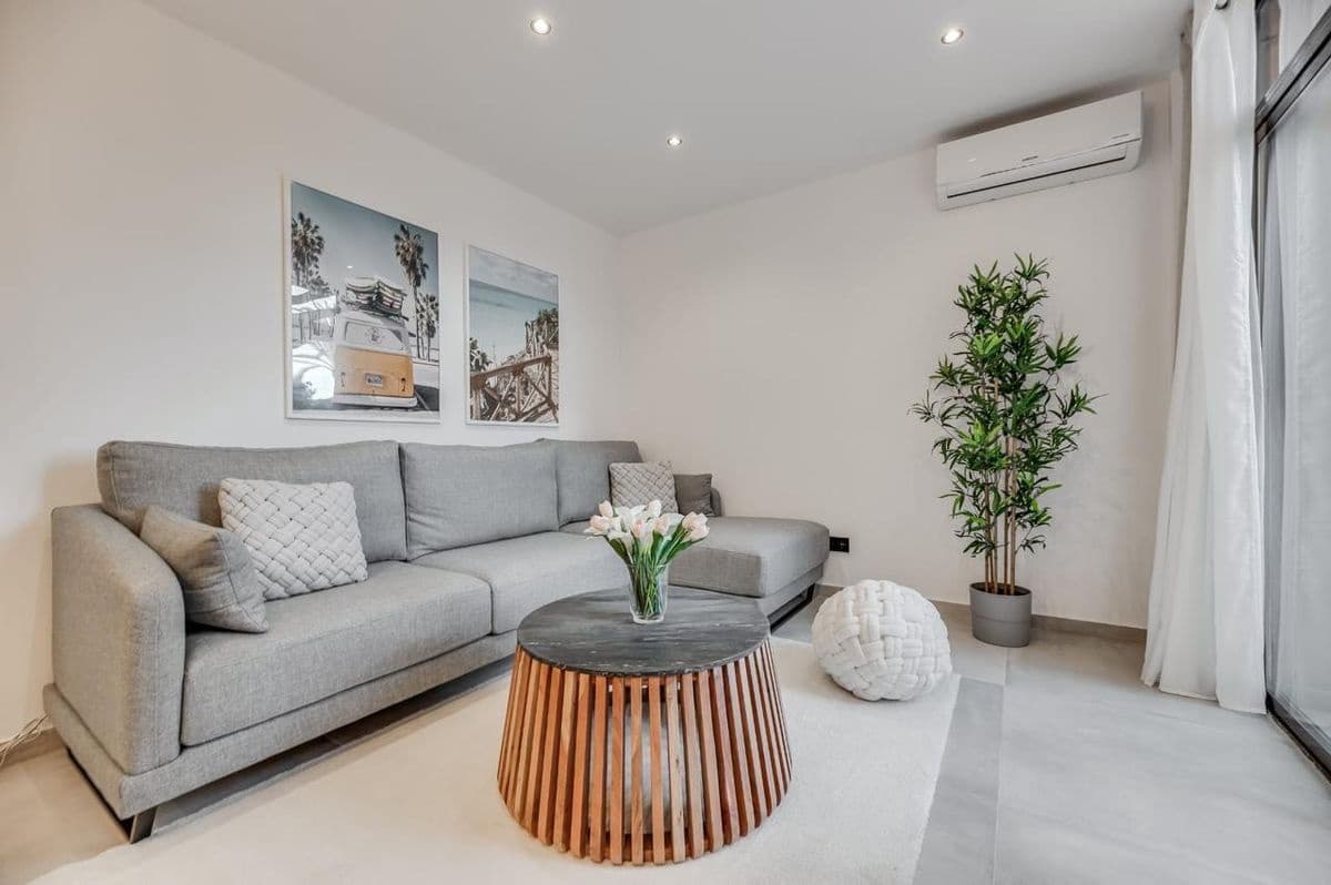 5 camera da letto Appartamento in vendita in New Golden Mile con piscina garage - 590.000 € (Rif: 10145745)