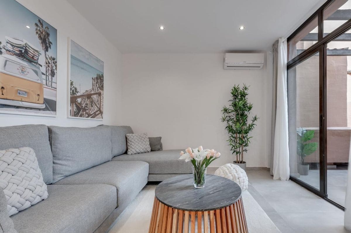 5 camera da letto Appartamento in vendita in New Golden Mile con piscina garage - 590.000 € (Rif: 10145745)