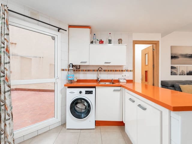 3 soverom Leilighet til salgs i Capuchinos, Málaga by med garasje - € 350 000 (Ref: 10148286)