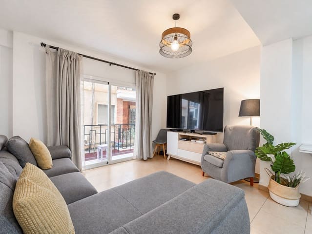 3 soverom Leilighet til salgs i Capuchinos, Málaga by med garasje - € 350 000 (Ref: 10148286)
