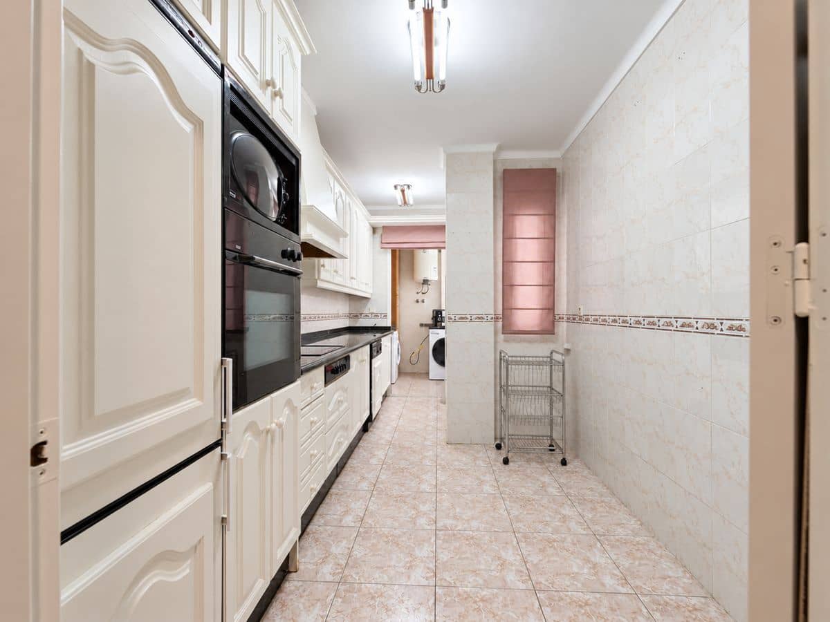 4 chambre Appartement à vendre à Velez-Malaga avec garage - 345 000 € (Ref: 10148289)