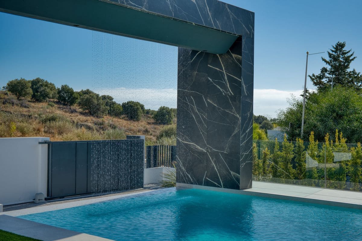 6 bedroom Villa for sale in Marbella with pool garage - € 5,900,000 (Ref: 10154577)