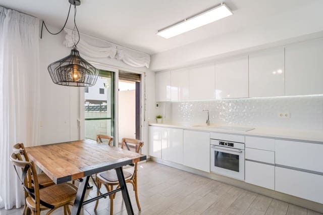 3 soverom Villa til salgs i Gran Alacant, Santa Pola med svømmebasseng garasje - € 495 000 (Ref: 10154580)