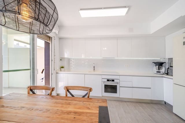 3 soverom Villa til salgs i Gran Alacant, Santa Pola med svømmebasseng garasje - € 495 000 (Ref: 10154580)