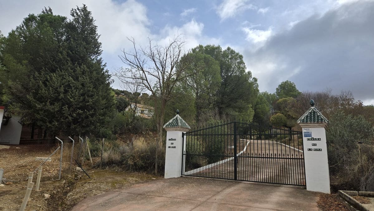 3 chambre Finca/Maison de Campagne à vendre à Antequera avec piscine garage - 590 000 € (Ref: 10154581)