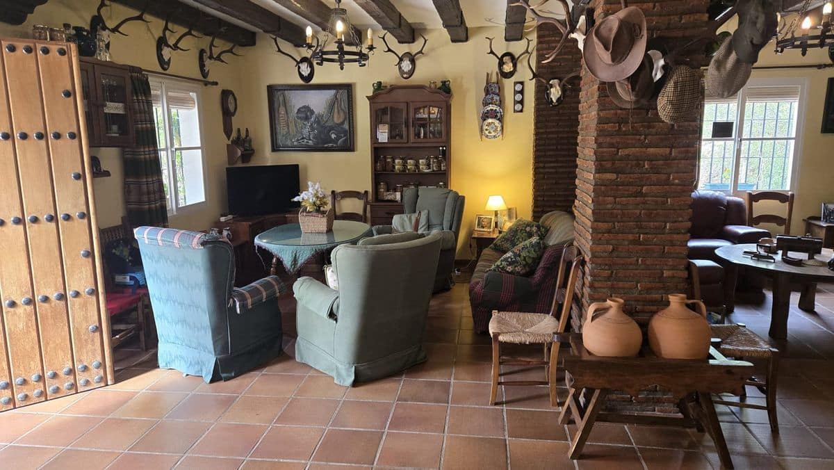 3 chambre Finca/Maison de Campagne à vendre à Antequera avec piscine garage - 590 000 € (Ref: 10154581)
