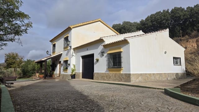 3 slaapkamer Finca/Landhuis te koop in Antequera met zwembad garage - € 590.000 (Ref: 10154581)