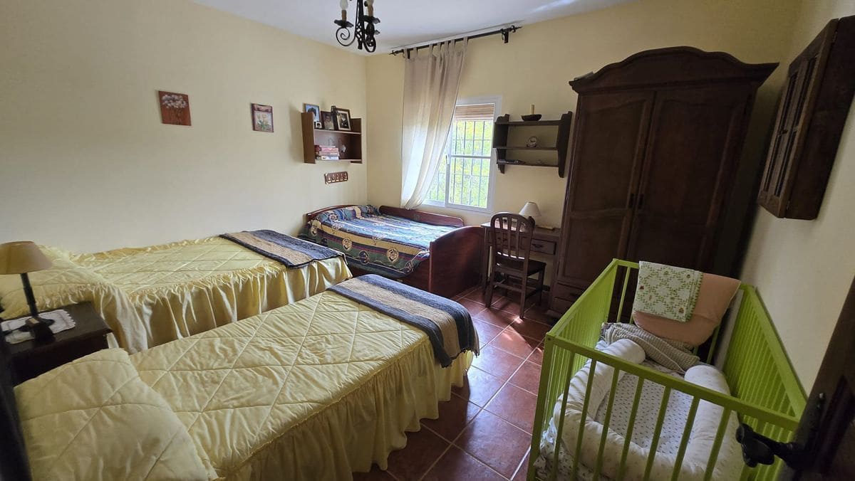 3 chambre Finca/Maison de Campagne à vendre à Antequera avec piscine garage - 590 000 € (Ref: 10154581)