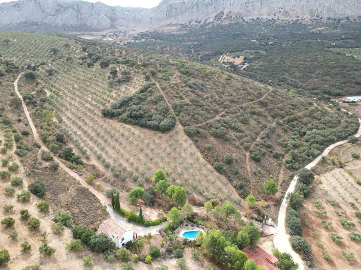 3 chambre Finca/Maison de Campagne à vendre à Antequera avec piscine garage - 590 000 € (Ref: 10154581)