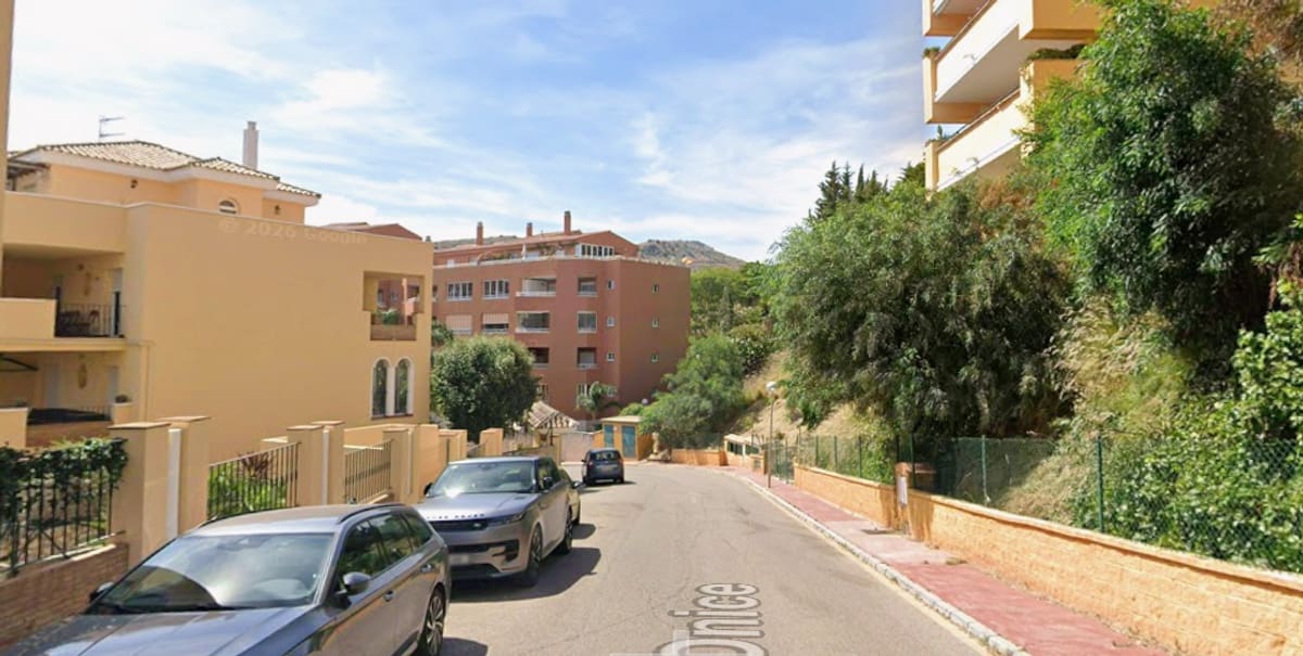 2 bedroom Flat for sale in Mijas with pool garage - € 329,000 (Ref: 10160916)