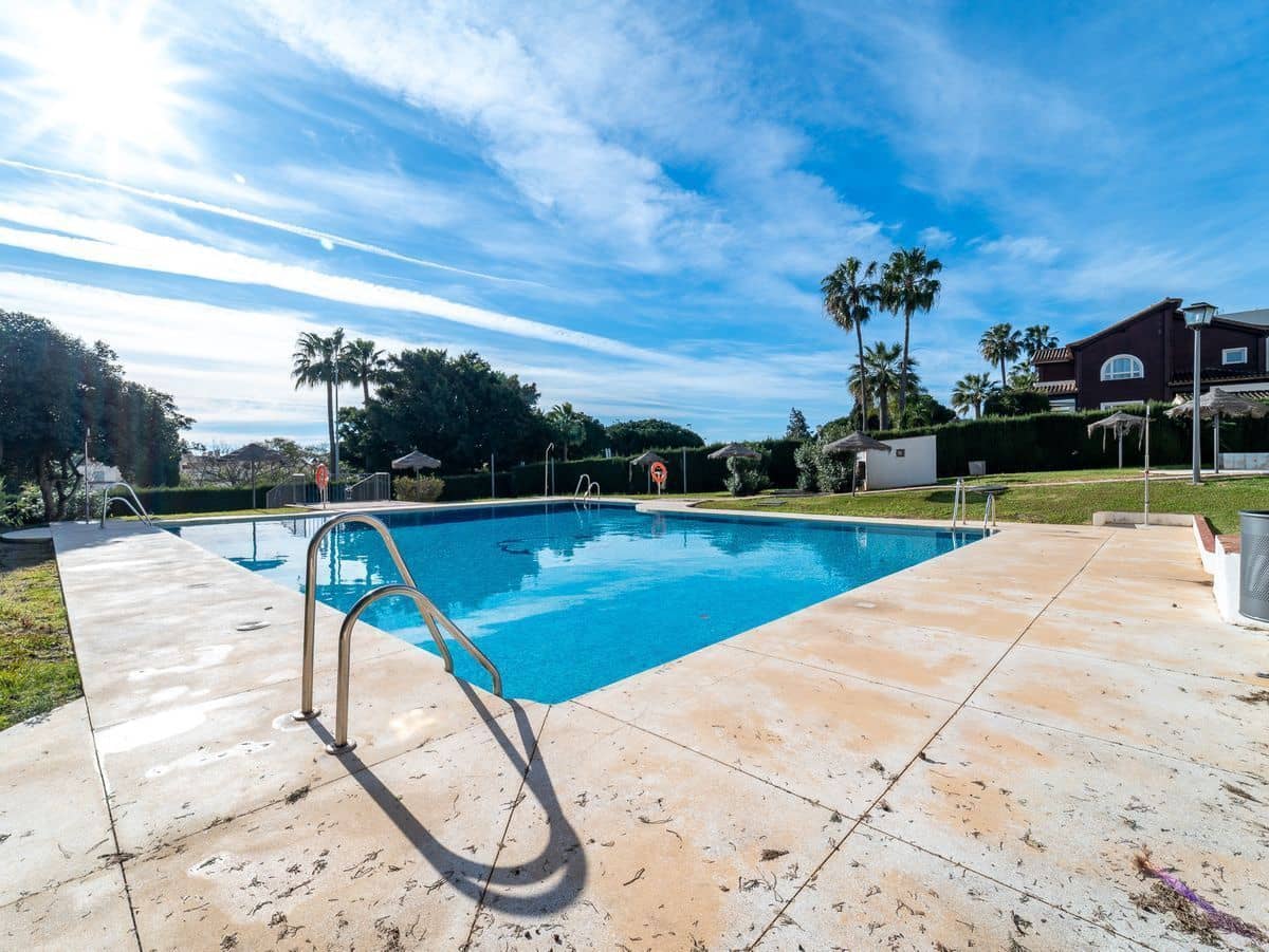 2 Zimmer Wohnung zu verkaufen in Marbella mit Pool - 375.000 € (Ref: 10160924)