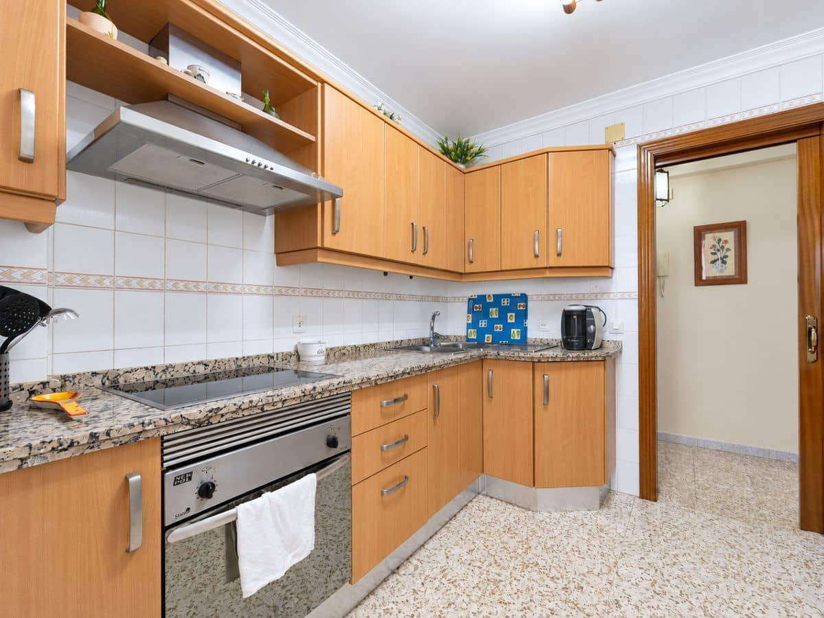 Piso de 3 habitaciones en Málaga ciudad en venta - 220.000 € (Ref: 10168148)