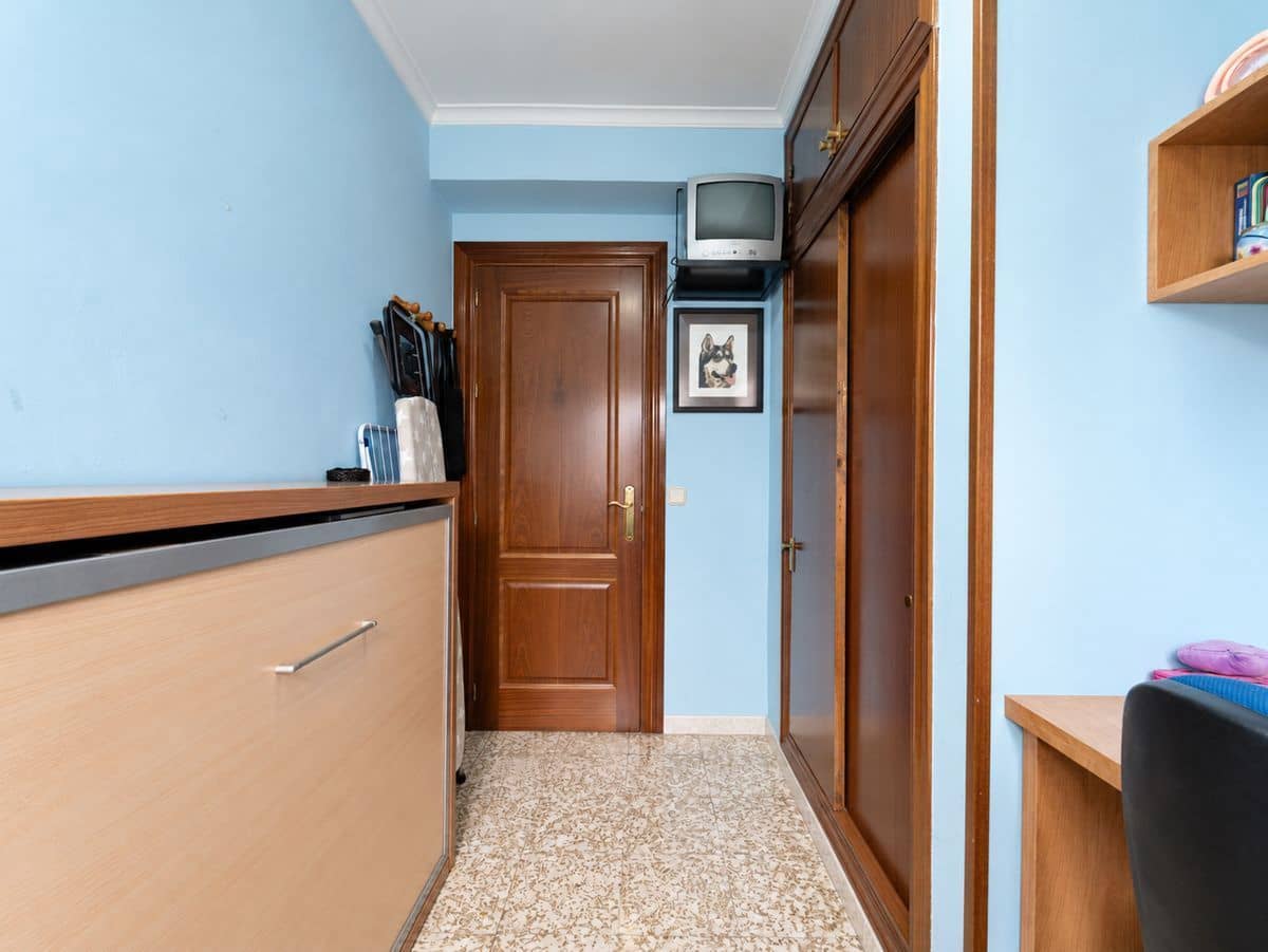 Piso de 3 habitaciones en Málaga ciudad en venta - 220.000 € (Ref: 10168148)
