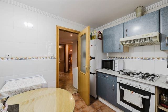 3 slaapkamer Flat te koop in Ciudad Jardín, Málaga stad met zwembad garage - € 365.000 (Ref: 10168149)