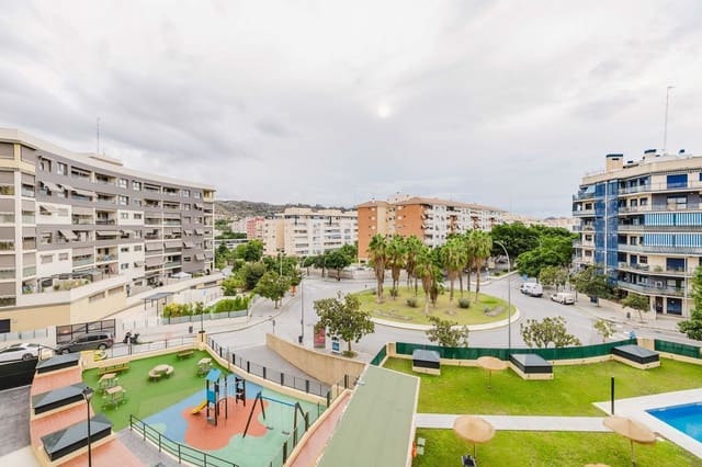 3 soverom Leilighet til salgs i Ciudad Jardín, Málaga by med svømmebasseng garasje - € 365 000 (Ref: 10168149)