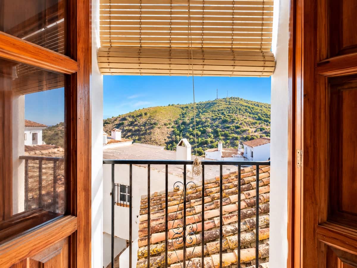 4 slaapkamer Flat te koop in Almachar - € 98.000 (Ref: 10173160)