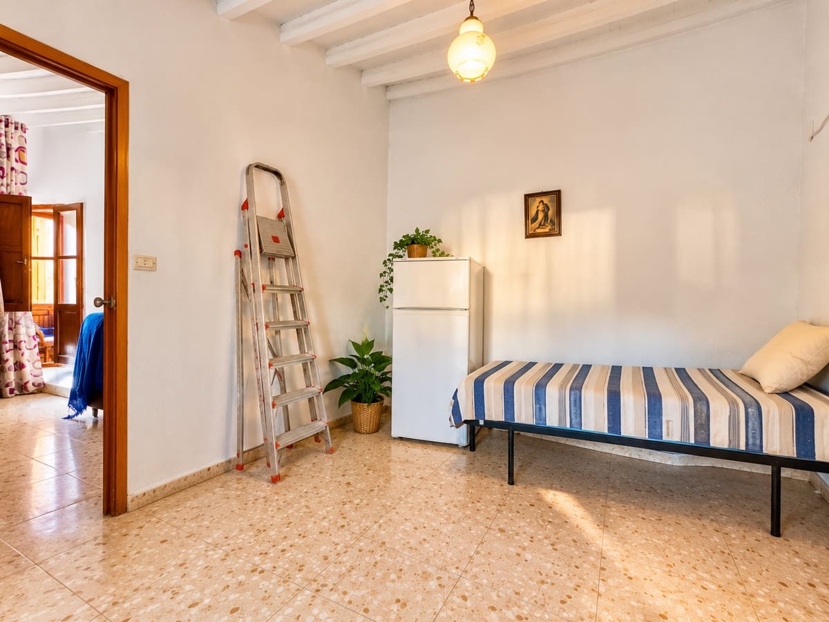 4 slaapkamer Flat te koop in Almachar - € 98.000 (Ref: 10173160)