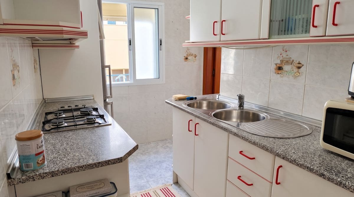 2 quarto Apartamento para venda em Madrid cidade - 99 990 € (Ref: 10186400)