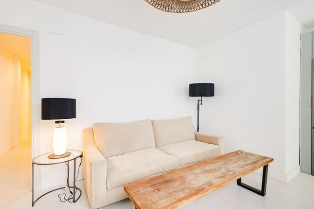 3 soverom Penthouse til salgs i La Trinidad, Málaga by - € 320 000 (Ref: 10186401)