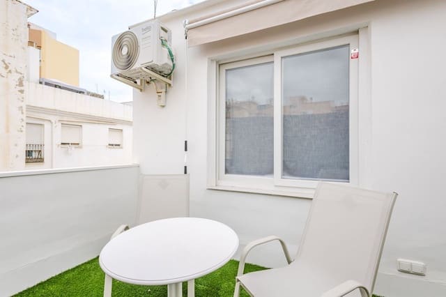 3 soverom Penthouse til salgs i La Trinidad, Málaga by - € 320 000 (Ref: 10186401)