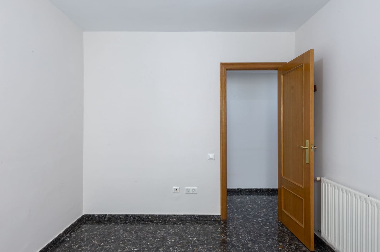 4 sypialnia Mieszkanie na sprzedaż w Miasto Walencja z garażem - 450 000 € (Ref: 9175353)