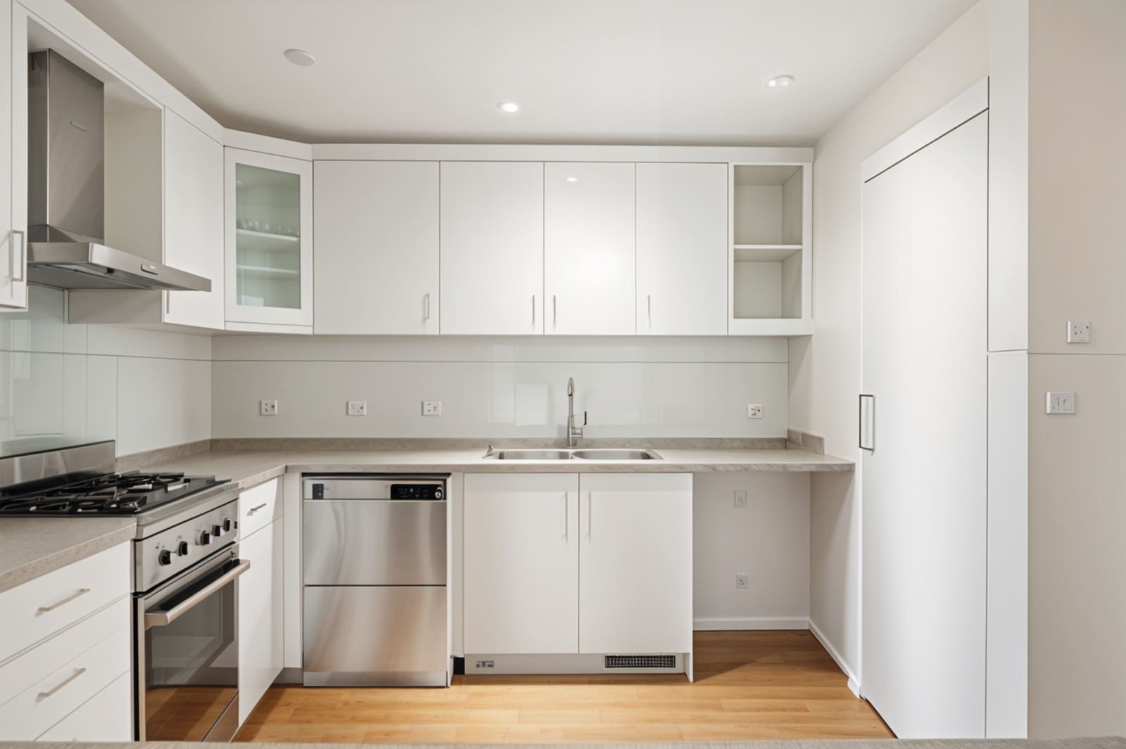 4 sypialnia Mieszkanie na sprzedaż w Miasto Walencja z garażem - 450 000 € (Ref: 9175353)