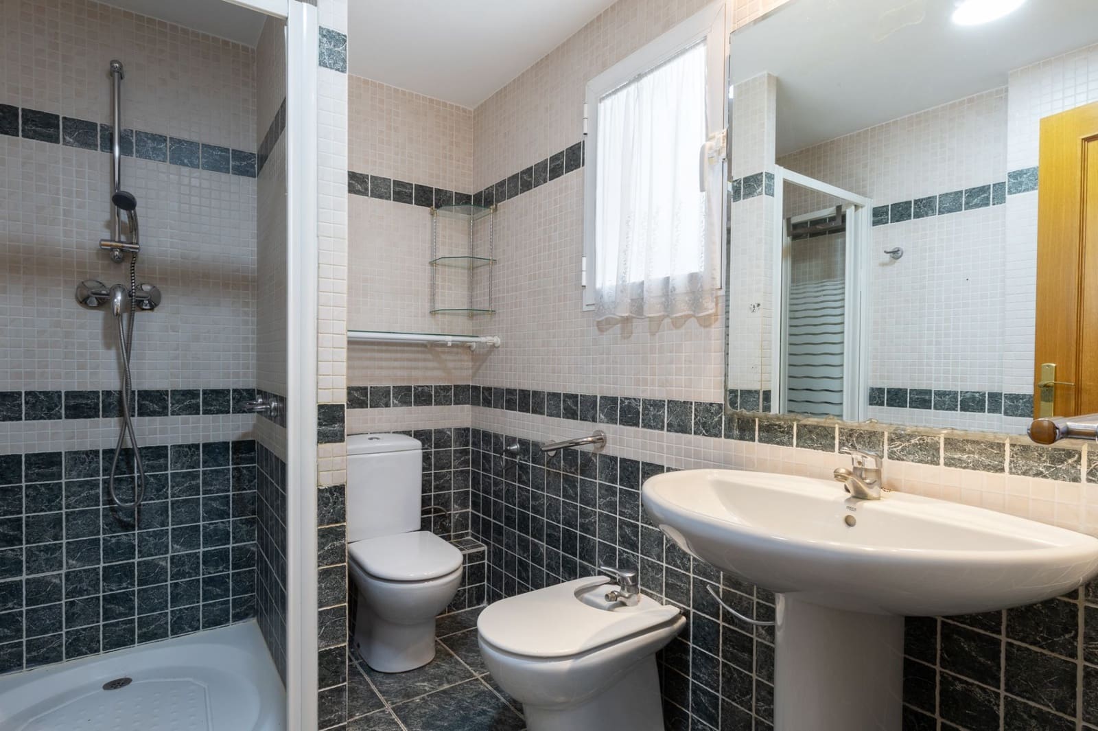 4 sypialnia Mieszkanie na sprzedaż w Miasto Walencja z garażem - 450 000 € (Ref: 9175353)