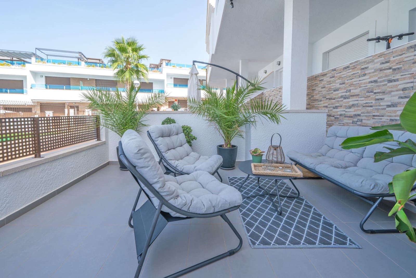 3 soveværelse Semi-Rækkehus til salg i Torrevieja med swimmingpool garage - € 315.000 (Ref: 9175358)