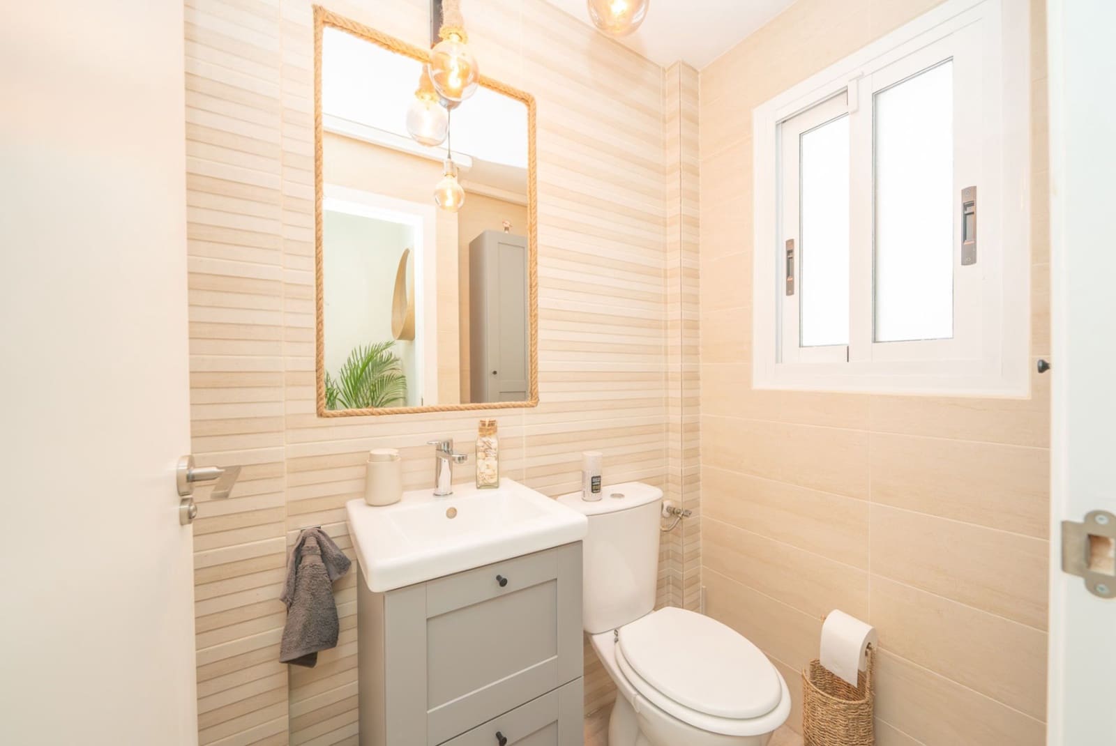 3 soveværelse Semi-Rækkehus til salg i Torrevieja med swimmingpool garage - € 315.000 (Ref: 9175358)