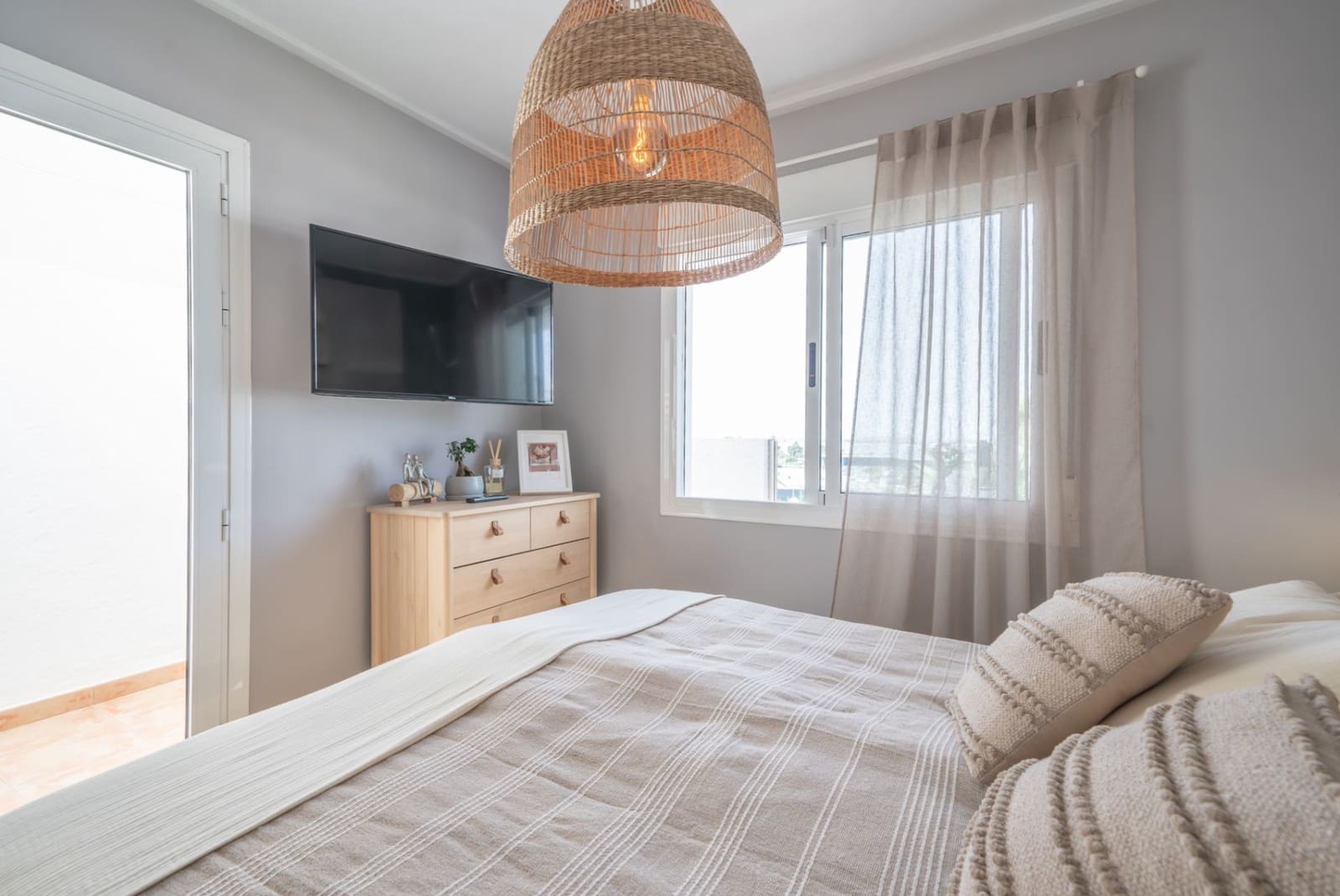 3 soveværelse Semi-Rækkehus til salg i Torrevieja med swimmingpool garage - € 315.000 (Ref: 9175358)