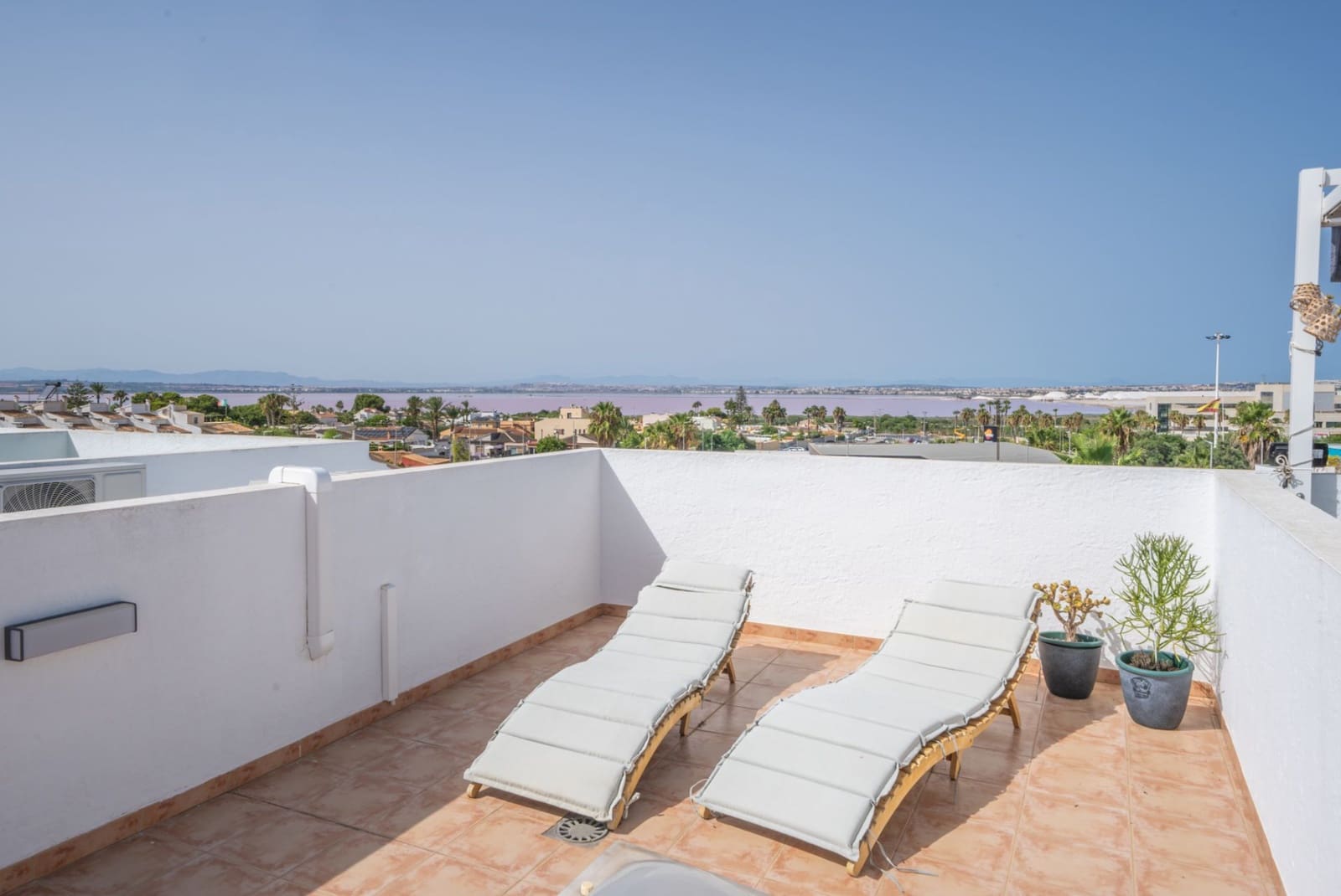 3 soveværelse Semi-Rækkehus til salg i Torrevieja med swimmingpool garage - € 315.000 (Ref: 9175358)