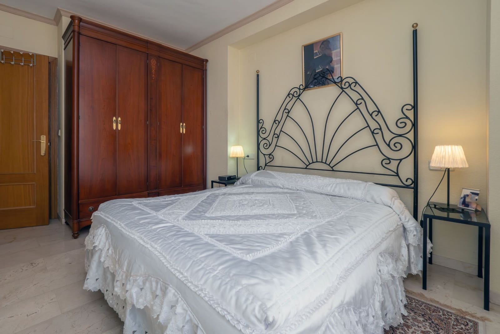 4 bedroom Villa for sale in La Nucia with garage - € 307,000 (Ref: 9175363)