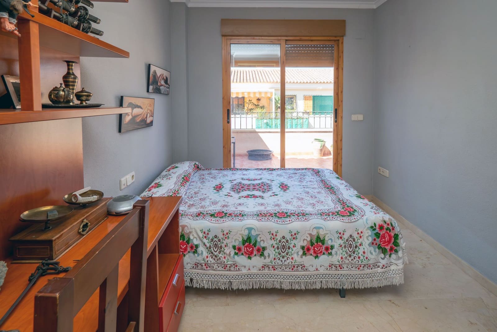 4 bedroom Villa for sale in La Nucia with garage - € 307,000 (Ref: 9175363)