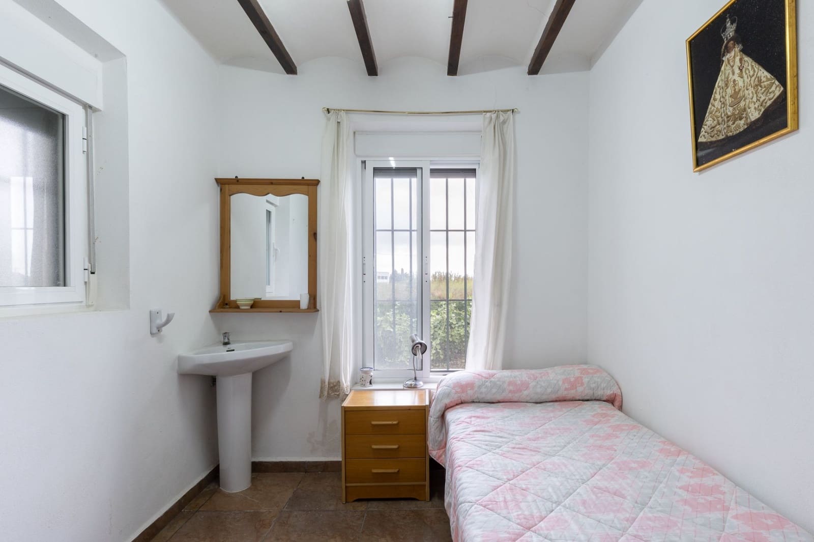 8 bedroom Villa for sale in Pego with garage - € 435,000 (Ref: 9175364)