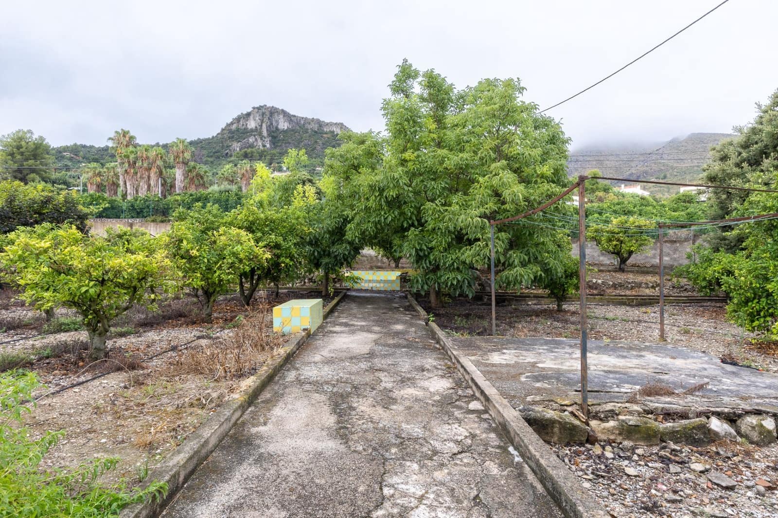 8 bedroom Villa for sale in Pego with garage - € 435,000 (Ref: 9175364)