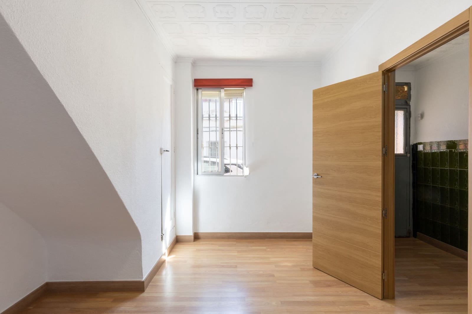 6 sovrum Villa till salu i Valencia stad - 198 000 € (Ref: 9175365)