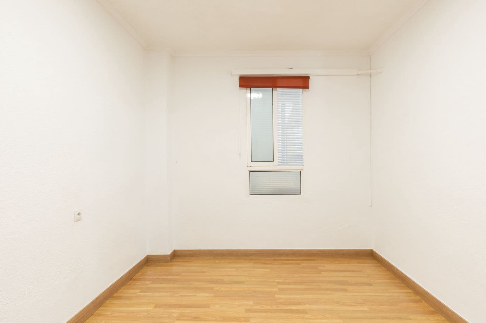 6 sovrum Villa till salu i Valencia stad - 198 000 € (Ref: 9175365)