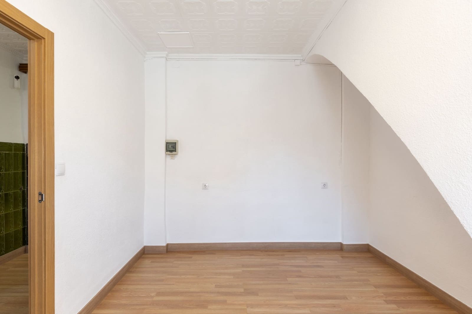 6 sovrum Villa till salu i Valencia stad - 198 000 € (Ref: 9175365)