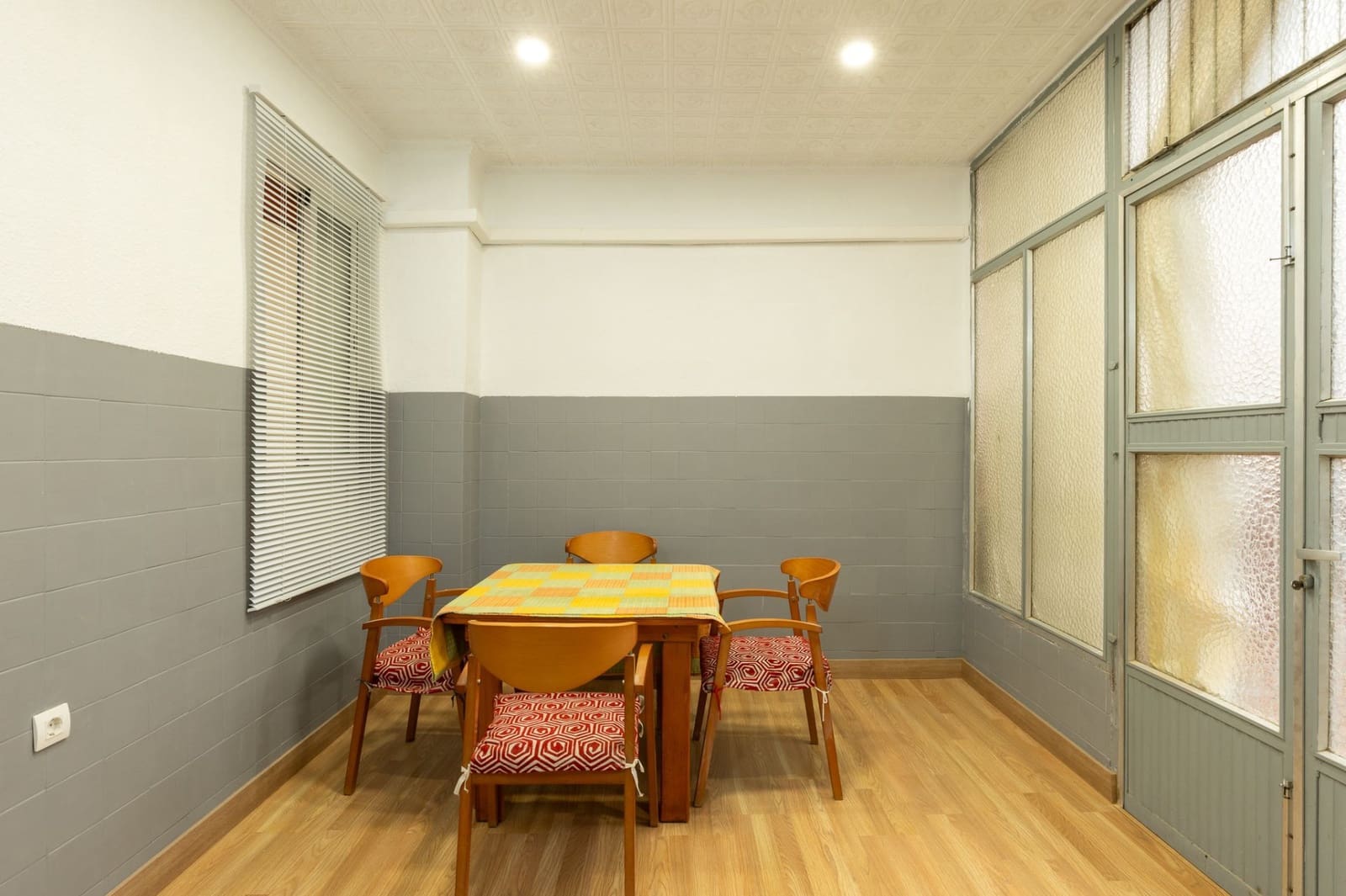 6 sovrum Villa till salu i Valencia stad - 198 000 € (Ref: 9175365)