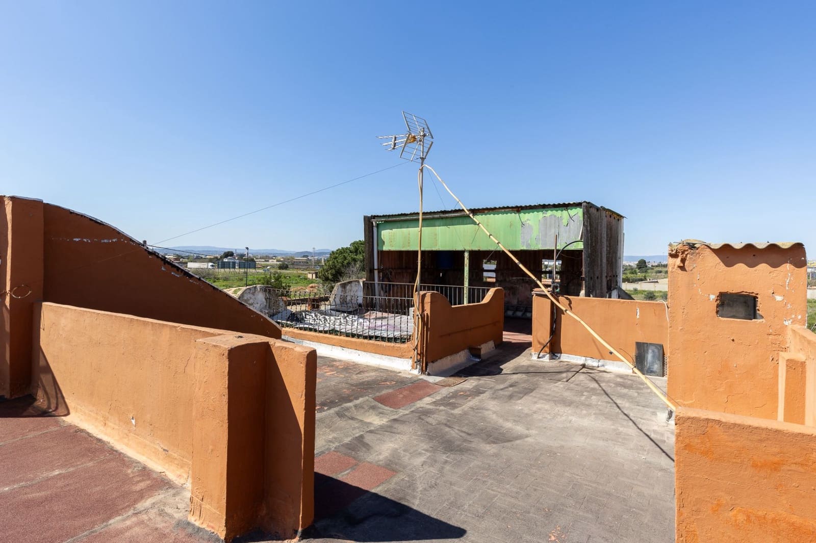 6 sovrum Villa till salu i Valencia stad - 198 000 € (Ref: 9175365)