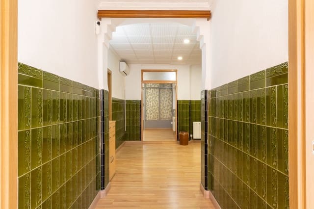 6 soverom Villa til salgs i Valencia by - € 198 000 (Ref: 9175365)